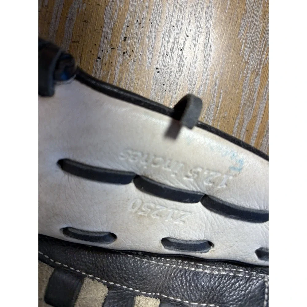 Rawlings Zephyr T-Ball Baseball Glove 11.25